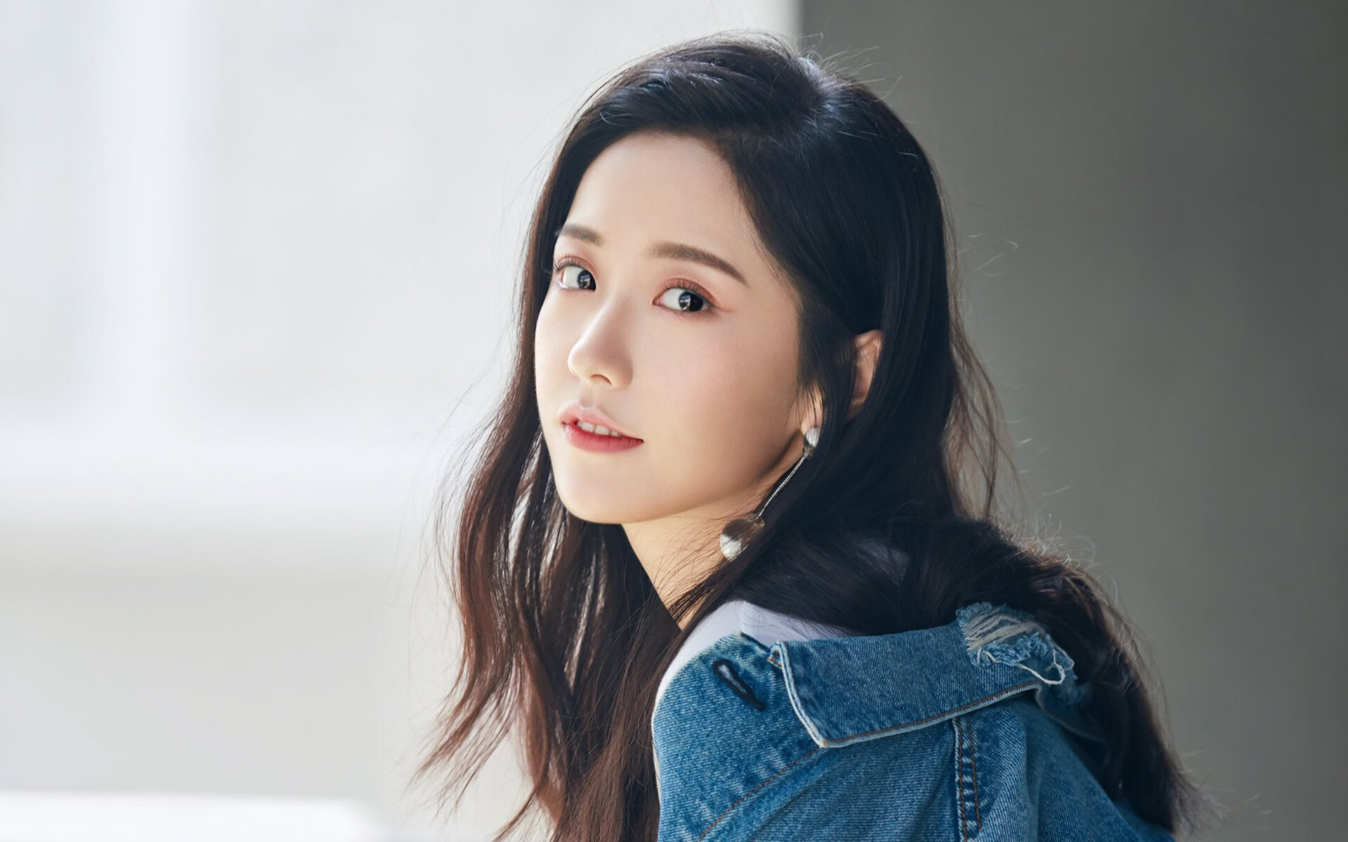 哥伦比亚马术协会推出青少年马术培训计划,培养未来骑手。,哥伦比亚马拉松