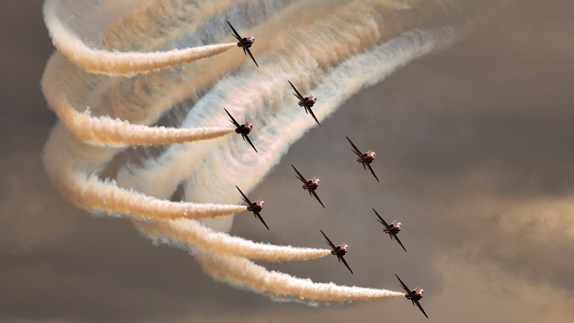 倒三角布局带来控场优势，倒三角战术解析