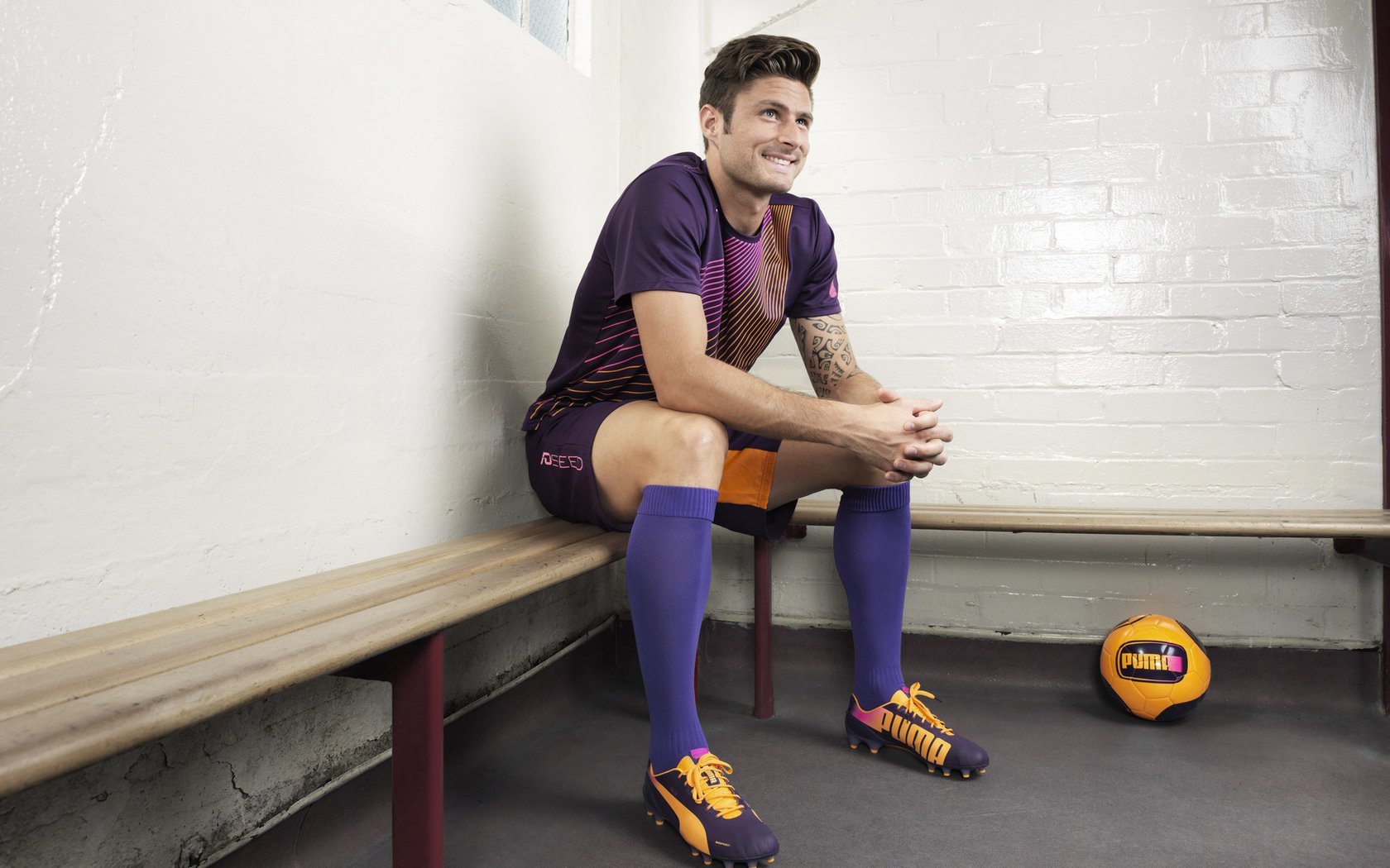 _运动员身边事：训练日常和趣味花絮_，运动员的训练生活